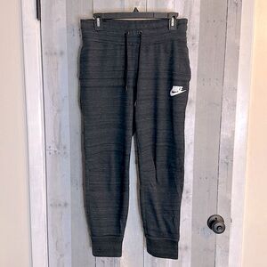 Nike black heather joggers cropped M